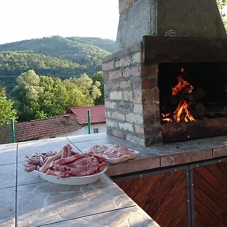 Къща На Боговете Πανσιόν *